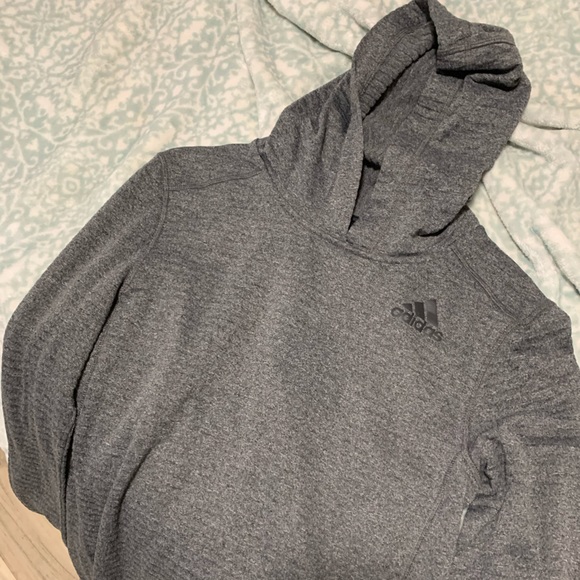 Adidas Workout Coverup - Picture 1 of 2